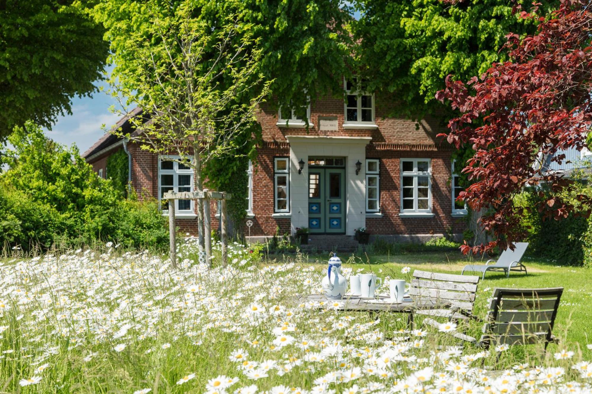"Gaestehaus Summersby" - Natururlaub Mit Exklusivem Landhausflair Fehmarn Exterior photo